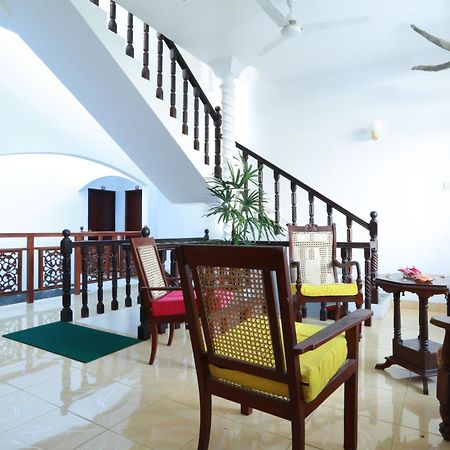אונה ואטונה Flamingo Guest House מראה חיצוני תמונה