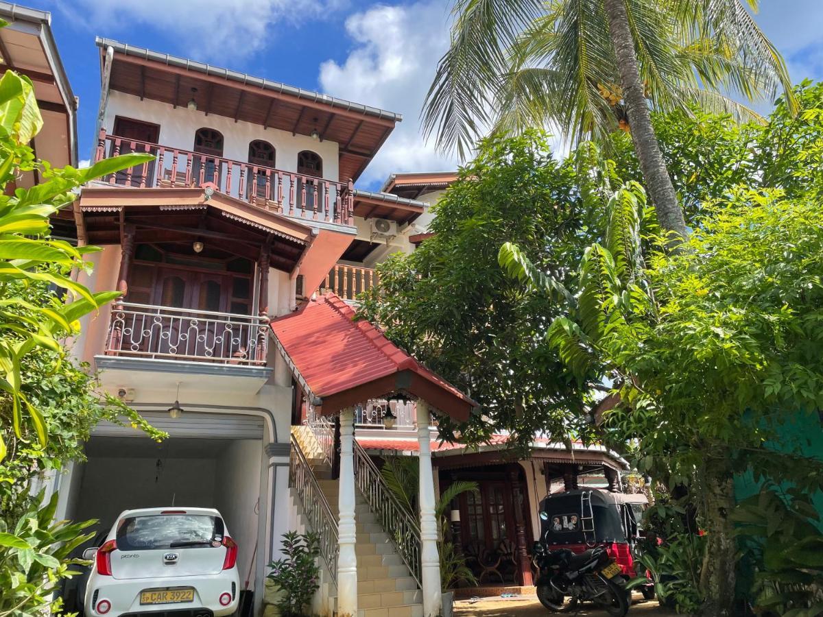 אונה ואטונה Flamingo Guest House מראה חיצוני תמונה