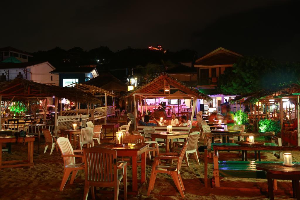 אונה ואטונה Flamingo Guest House מראה חיצוני תמונה
