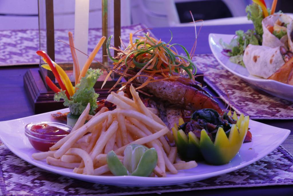 אונה ואטונה Flamingo Guest House מראה חיצוני תמונה