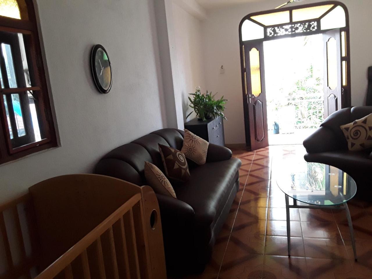 אונה ואטונה Flamingo Guest House מראה חיצוני תמונה